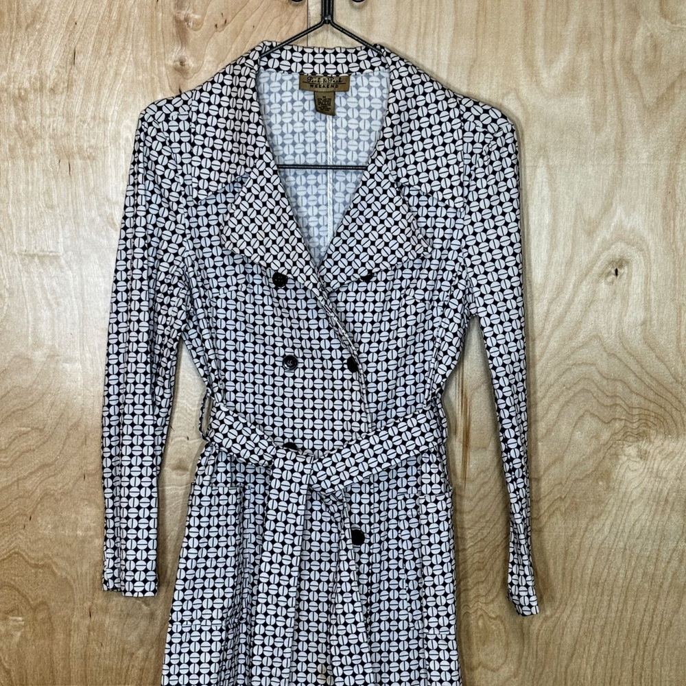 Peck and Peck Weekend Black and White Patterned Trench Coat Medium H4002